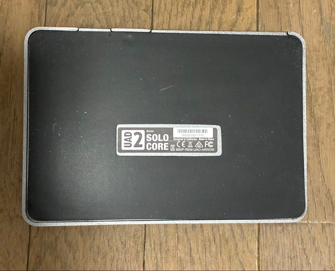 Universal Audio ARROW オーディオインターフェイス