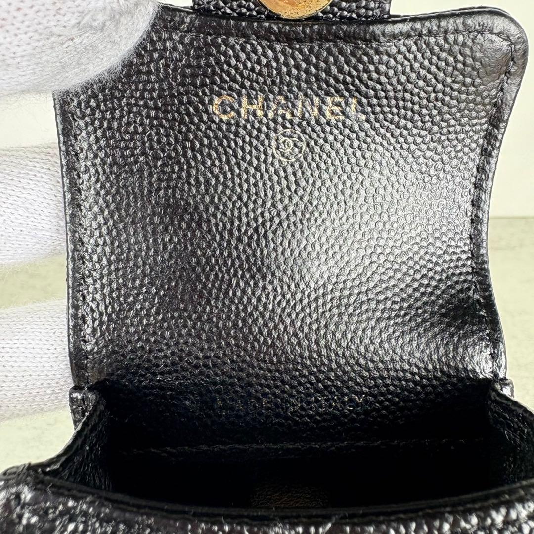 CHANEL マトラッセ　キャビアスキン　AirPods イヤホンケース
