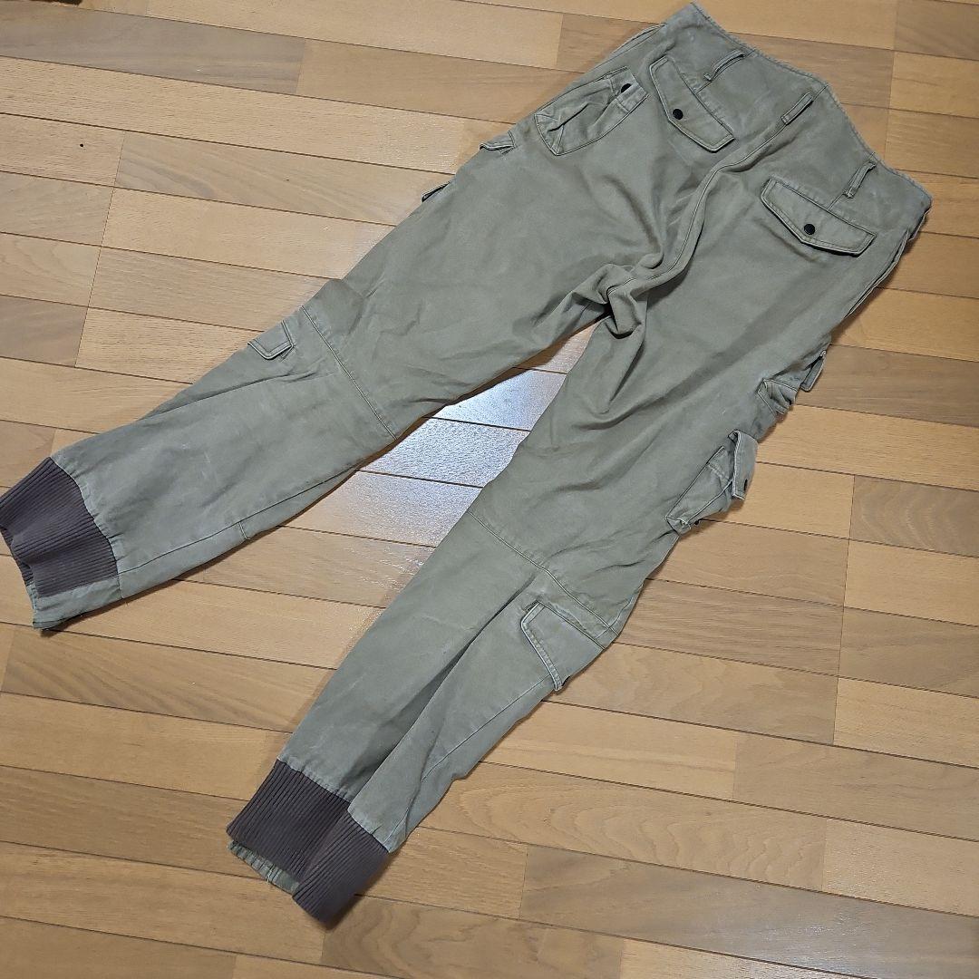 ユリウス フルジップ カーゴパンツ カーキ