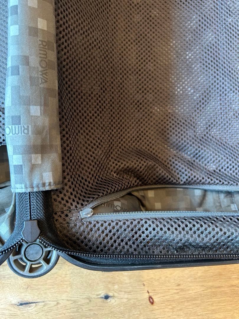 リモワ　スーツケース　サルサ