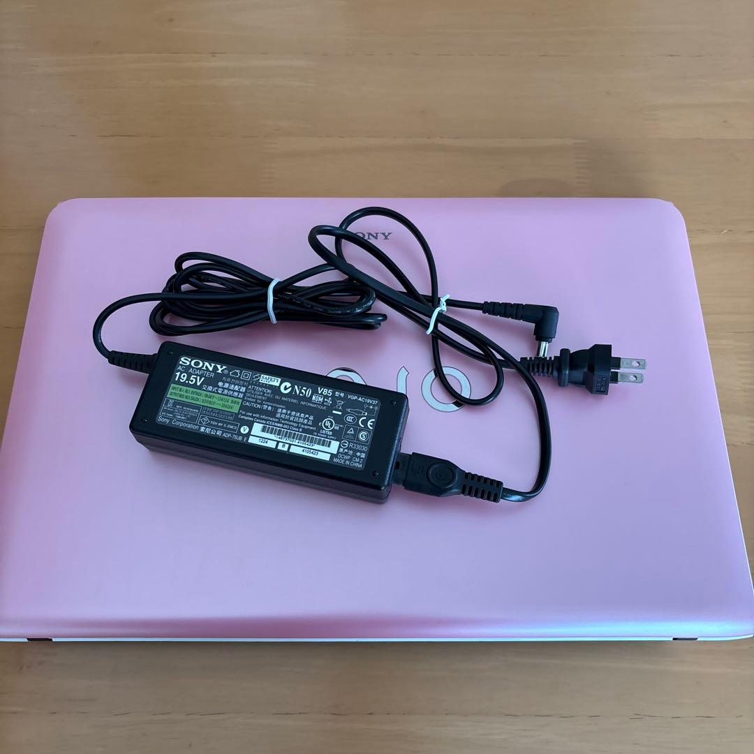 SONY パソコン　SVE151B11N ノートパソコン