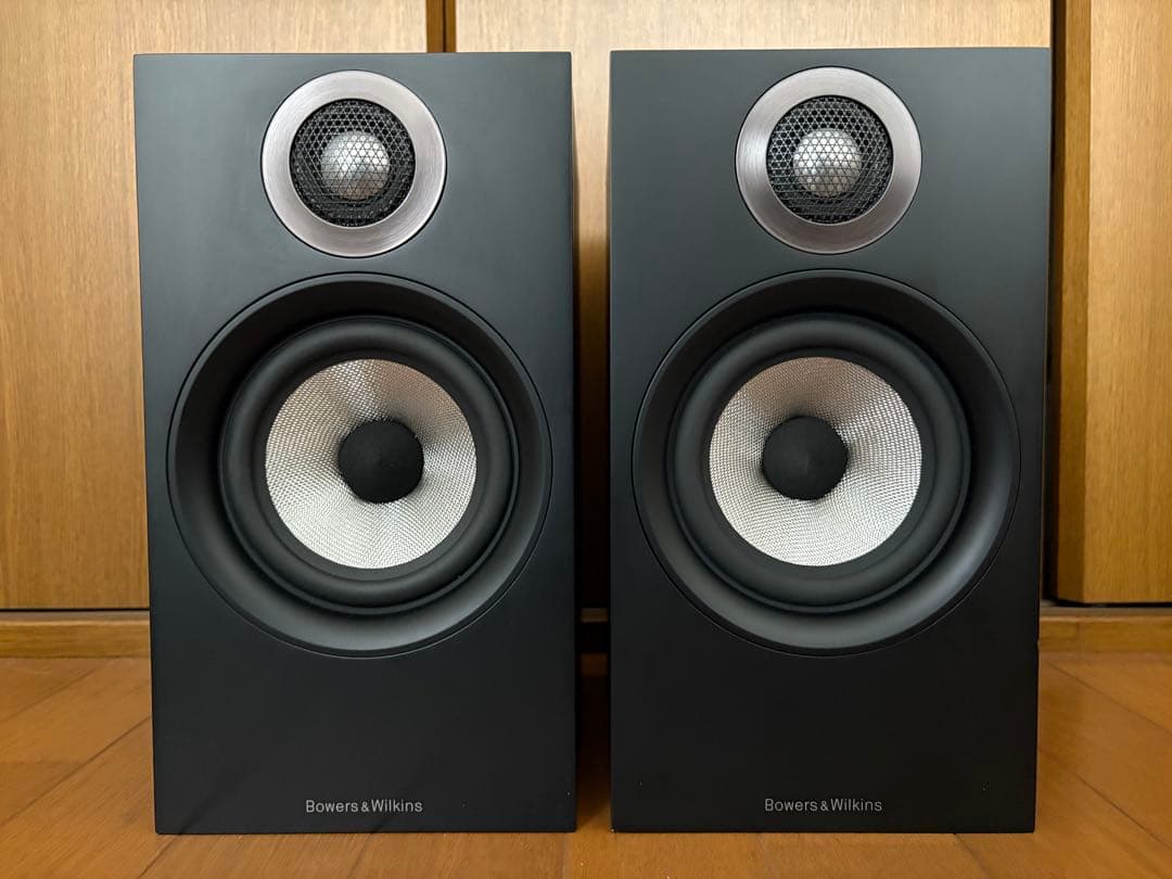 Bowers & Wilkins / B&W 607 マットブラック スピーカー
