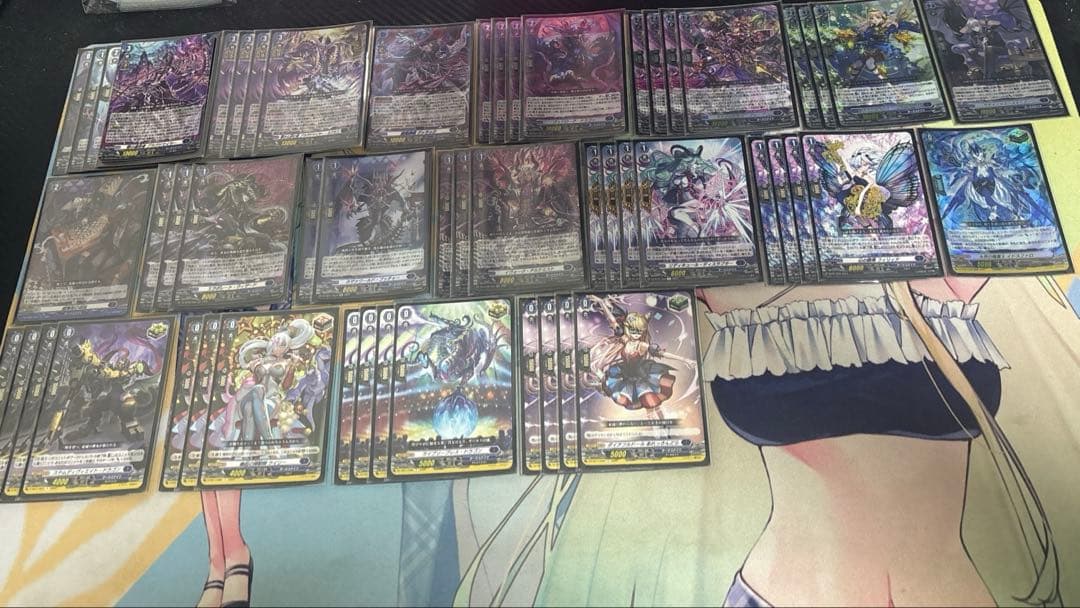 ヴァンガード ブラグドマイヤーデッキ【発送の時透明のスリーブだけ付けます❗️】