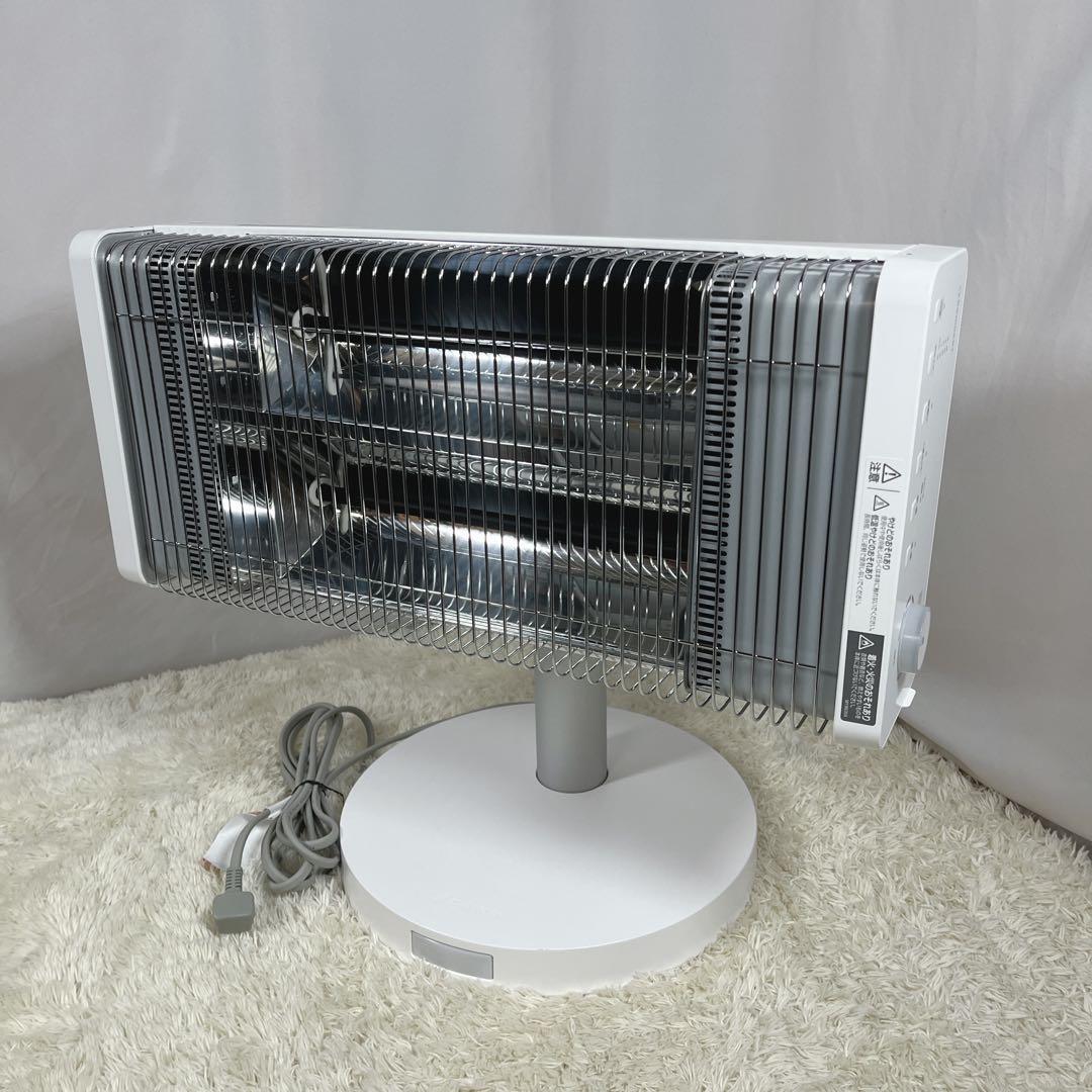 2022年製　ダイキン 遠赤外線暖房 セラムヒート ERFT11ZS-W