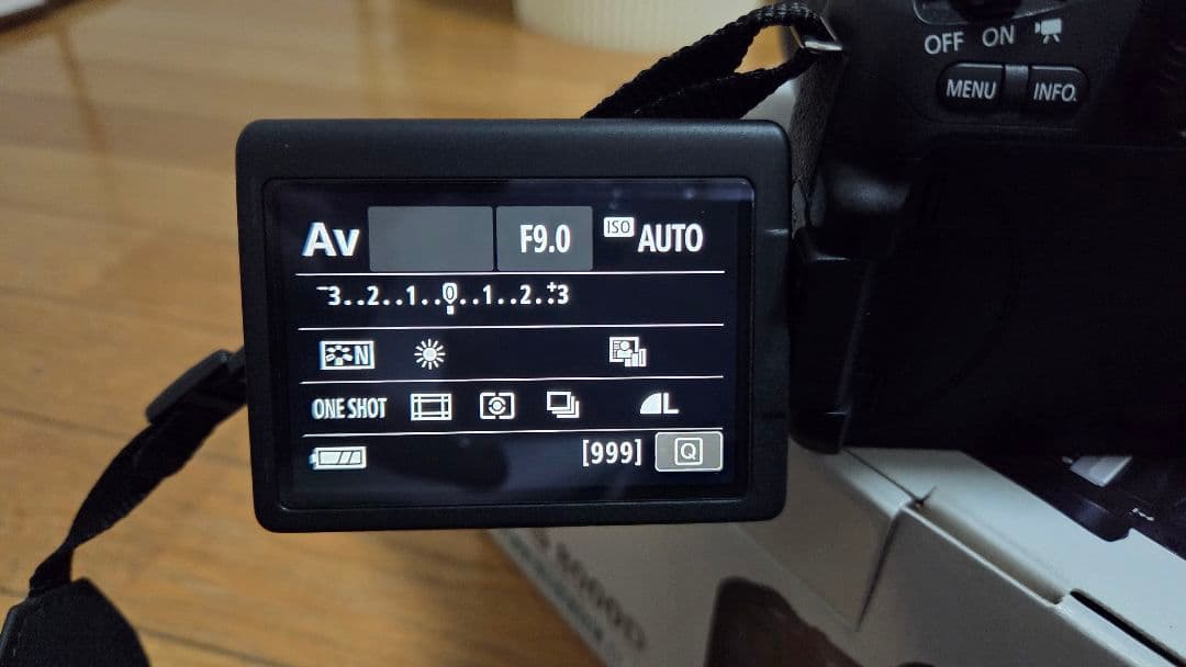 Canon EOS 8000D デジタル一眼レフカメラ