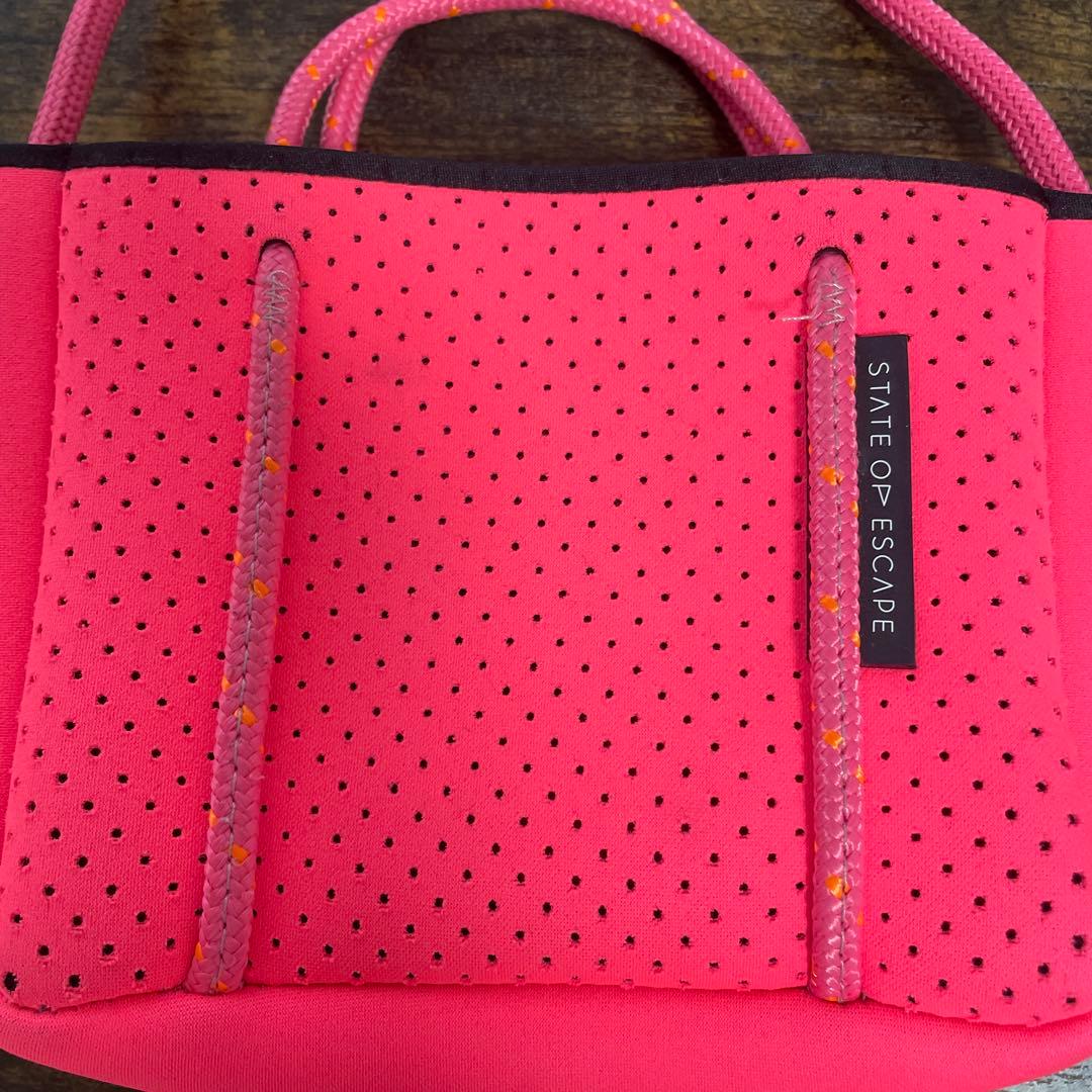 happyさん専用⭐︎ステイトオブエスケープ　マイクロ　ネオンピンク