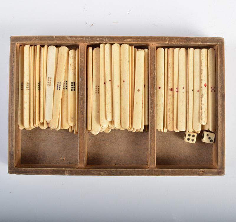 中国　竹嵌　骨牌　背竹牌　麻雀牌　箱付　V　8696