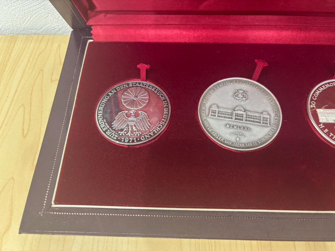 【純銀製】天皇皇后両陛下御外遊記念メダル　4点セット