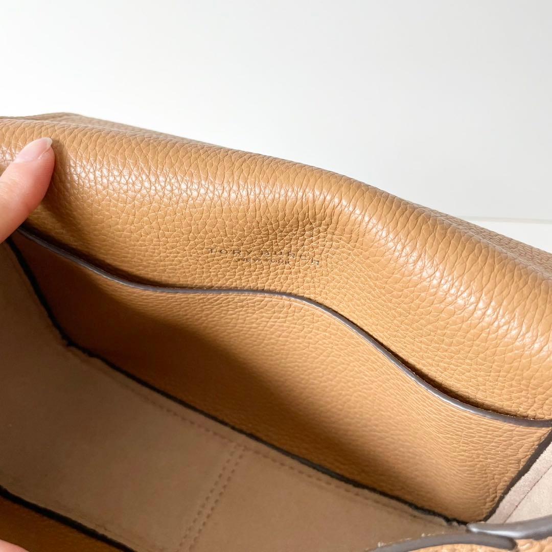 ピノ様【ほぼ新品】TORY BURCH ティア カメラバッグ ショルダーバッグ