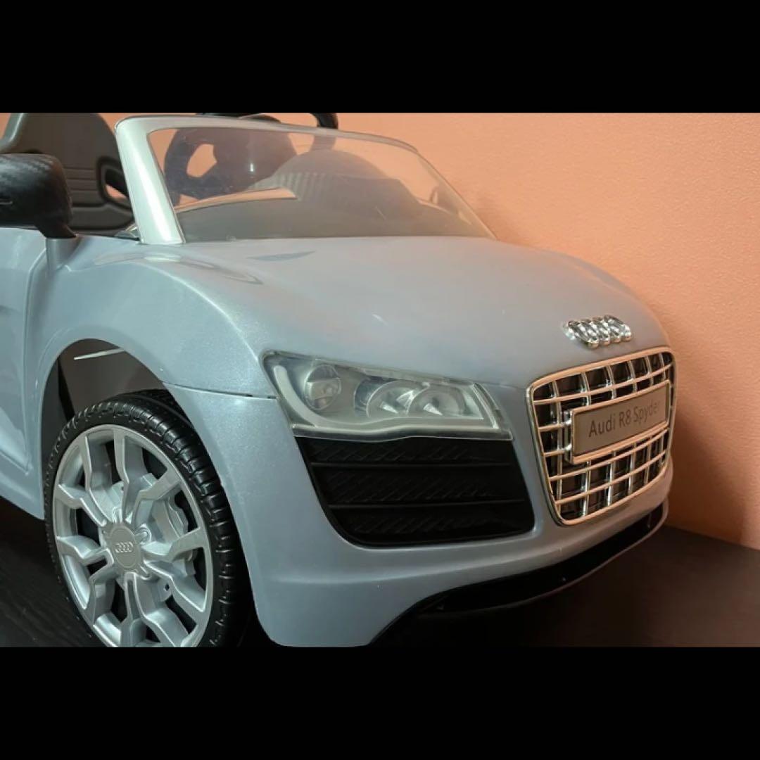 【動作確認済】アウディ 充電式　電動乗用車 Audi R8 Spyder