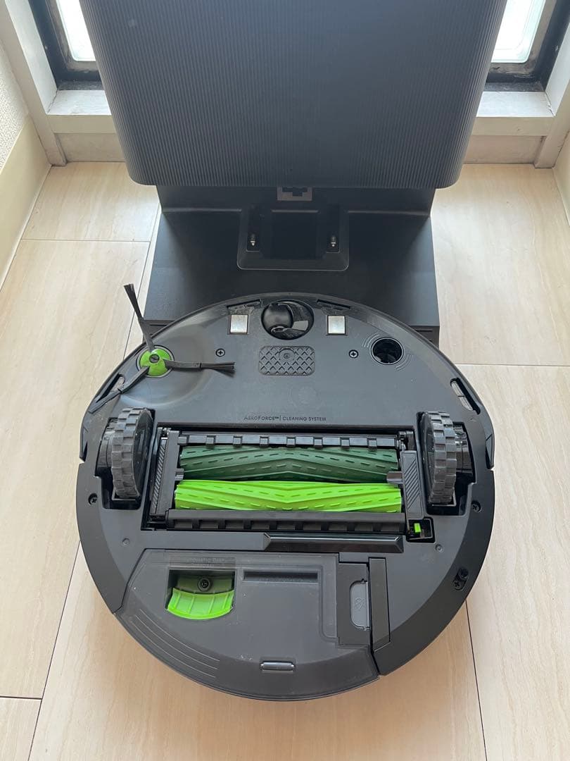 「iRobot Roomba j7+ クリーンベース付き 掃除ロボット」