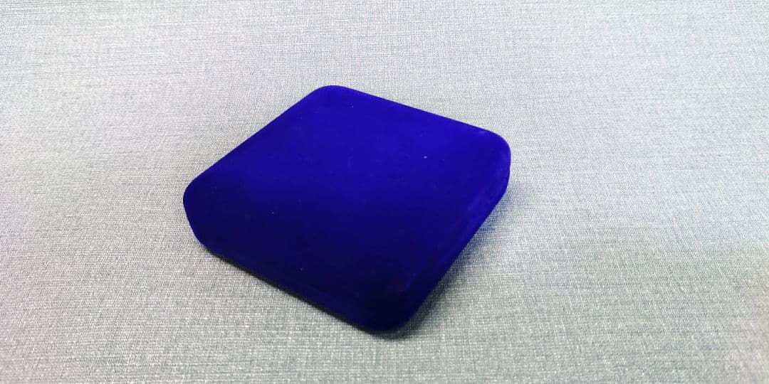 天皇陛下　御即位六十年　奉祝 純銀　記念メダル　重さ71～72g　松本徽章工業