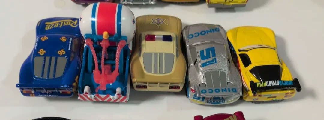 カーズ ミニカー 24台セット