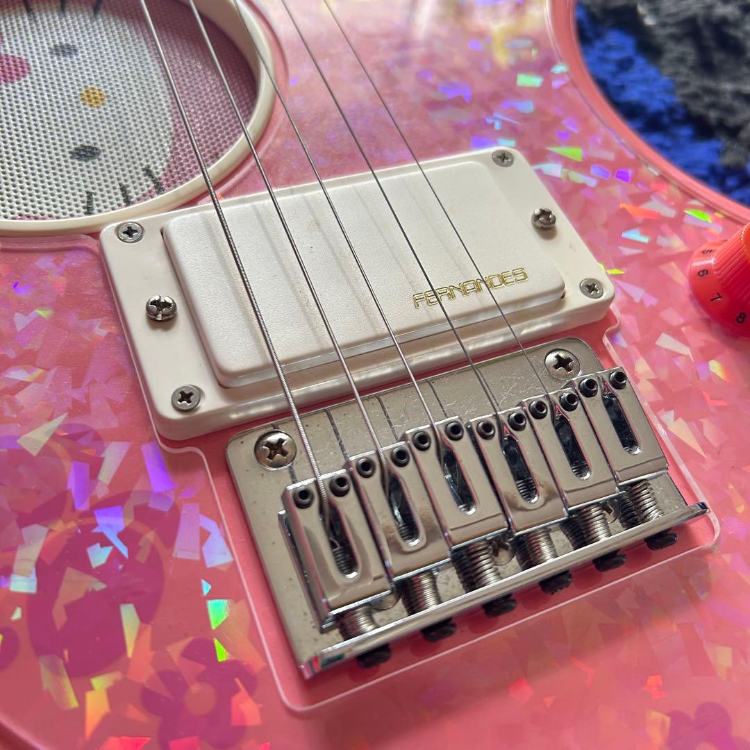 Fernandes ZO-3HK サンリオコラボモデル ハローキティ