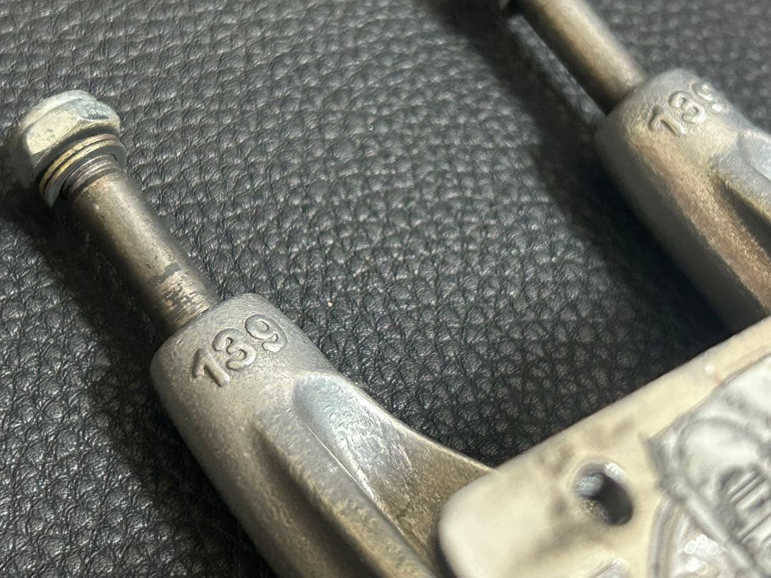 チタン インディペンデントINDEPENDENT 139 TITANIUM