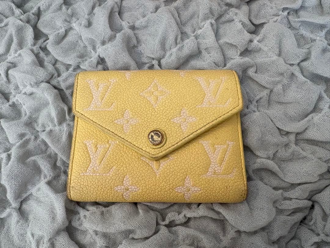 LOUIS VUITTON イエロー 三つ折り財布