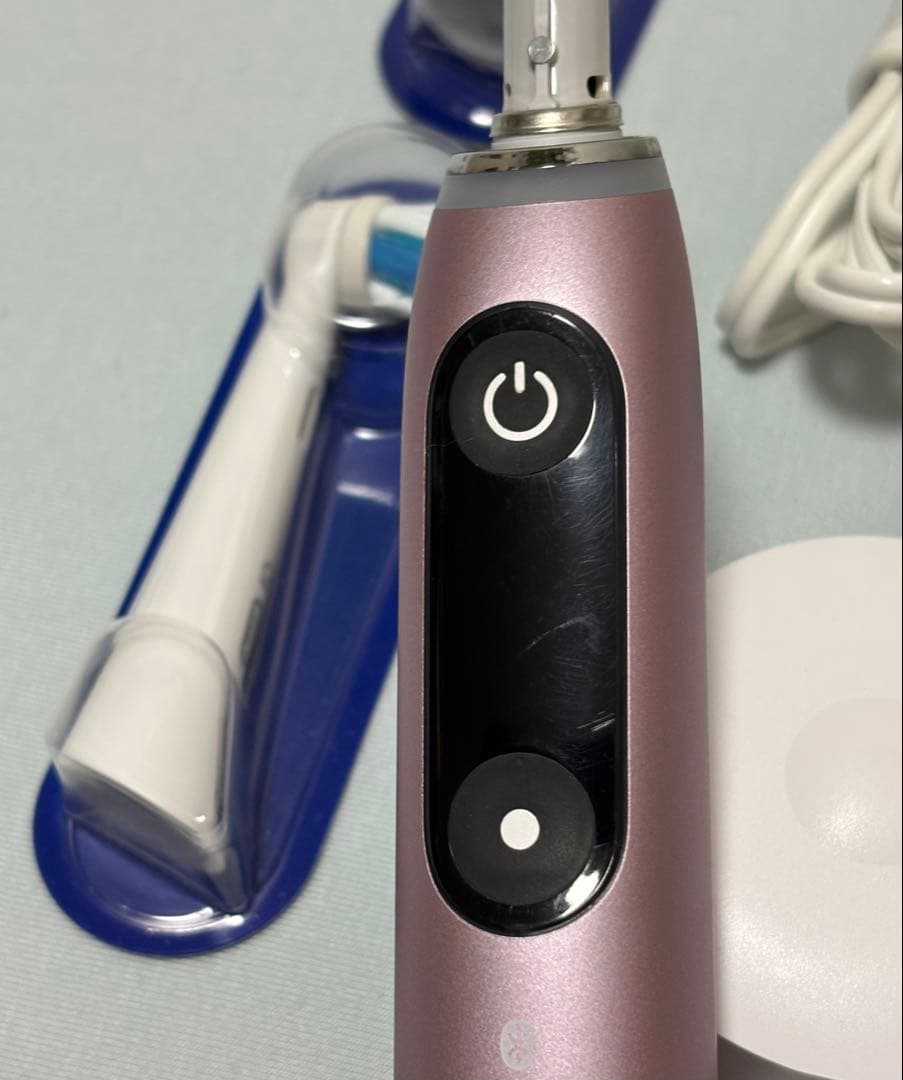 専用ページ　　オーラルbブラウン 電動歯ブラシ