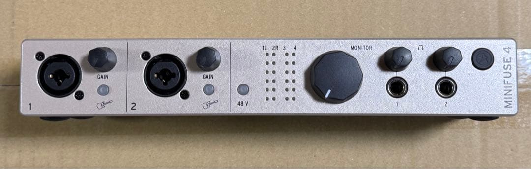 ARTURIA MINIFUSE 4 オーディオインターフェイス