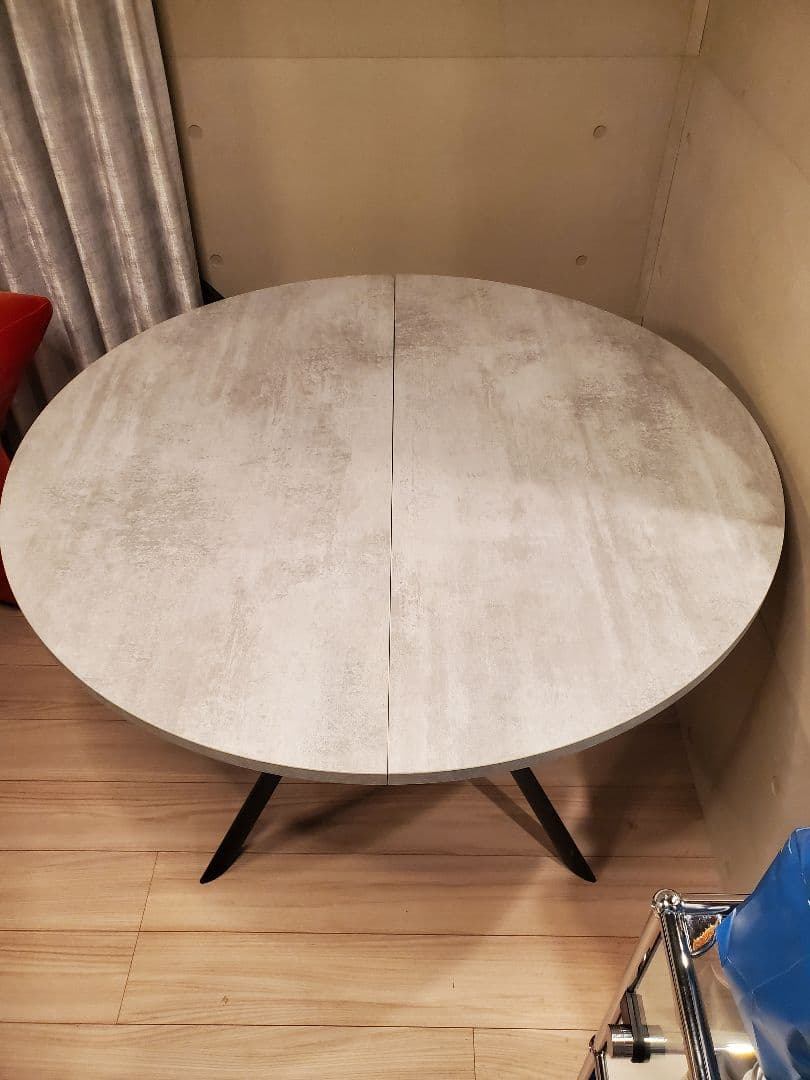 送料込み！　カリガリス　ジョーベ　calligaris giove テーブル