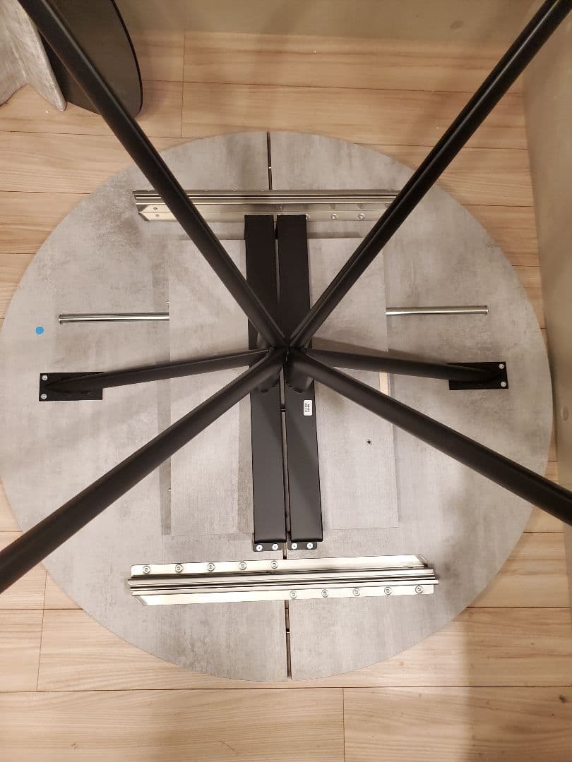 送料込み！　カリガリス　ジョーベ　calligaris giove テーブル