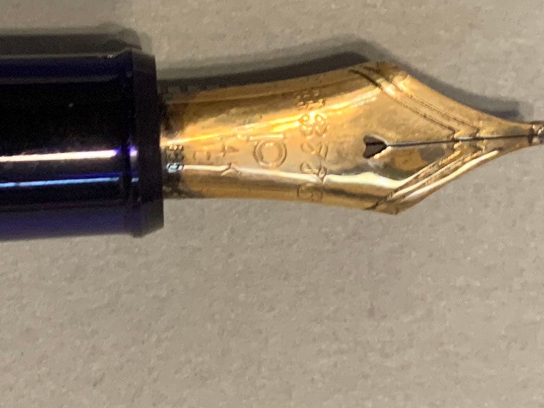 プラチナ３７７６