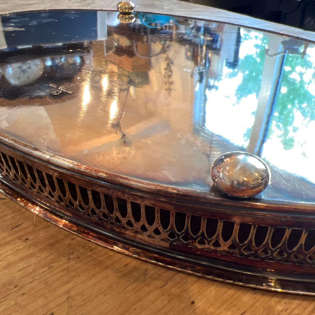 英国ヴィンテージ銀メッキ 楕円形トレー 彫刻模様