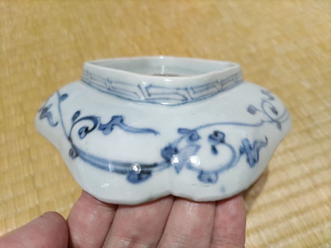 古伊万里　型紙摺　印判　入隅　菱形　皿（21×17cm）二重角福　藍柿