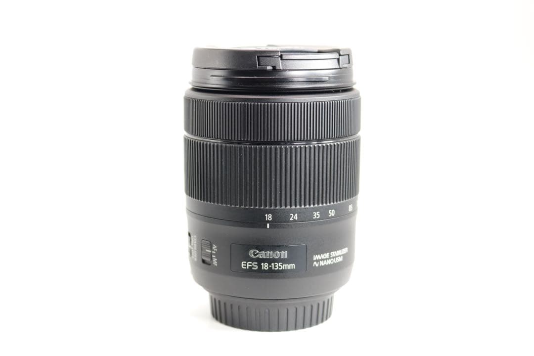 超美品 【Canon EF-S 18-135mm IS USM】 EFレンズ