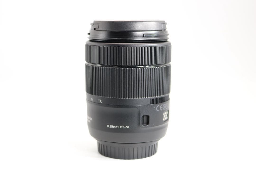 超美品 【Canon EF-S 18-135mm IS USM】 EFレンズ
