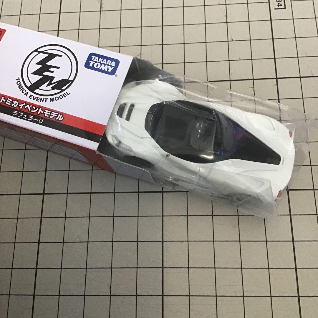 トミカ フェラーリ　初回特別使用と通常14個とイベントトミカ 1個