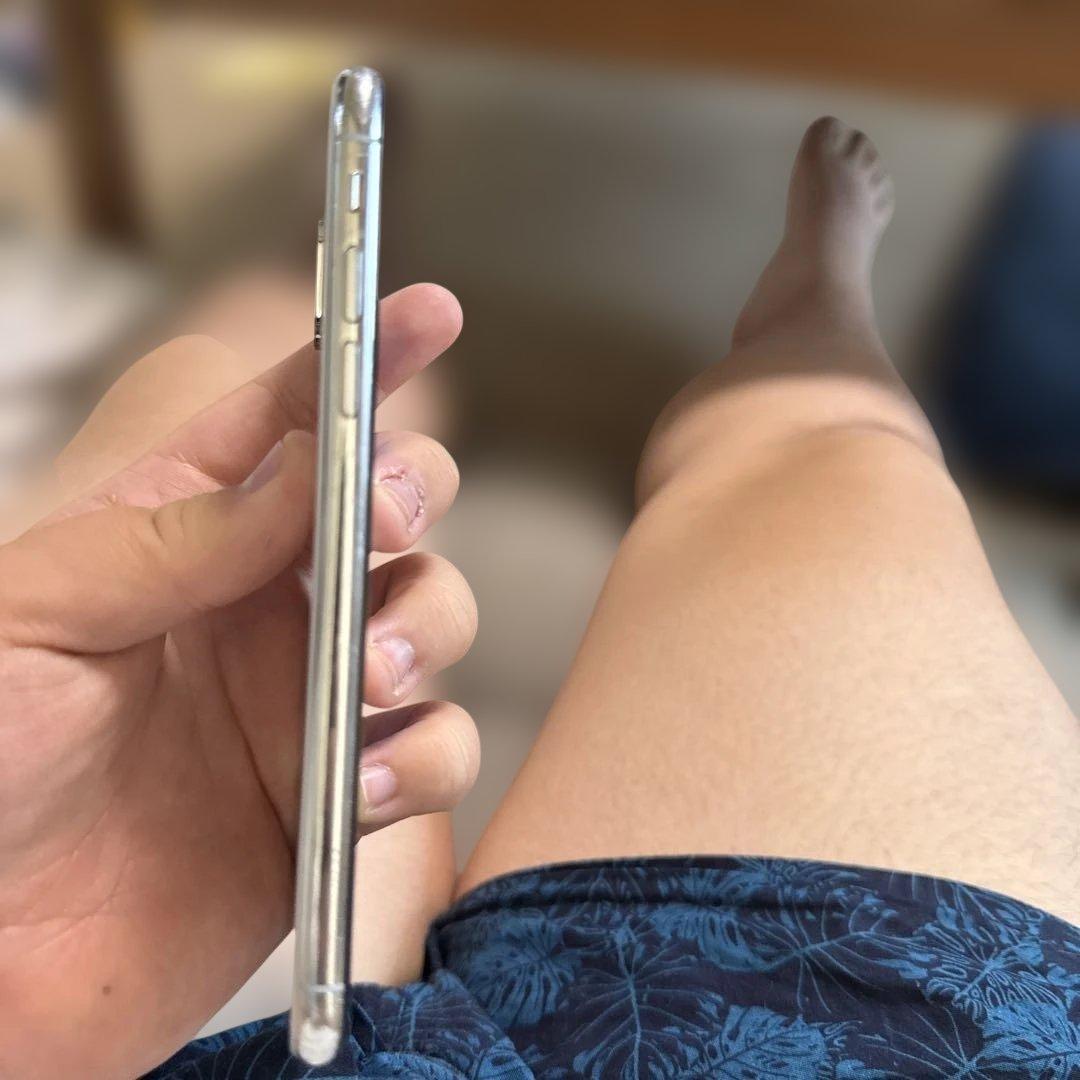 Apple iPhone Xs ジャンク シルバー 本体