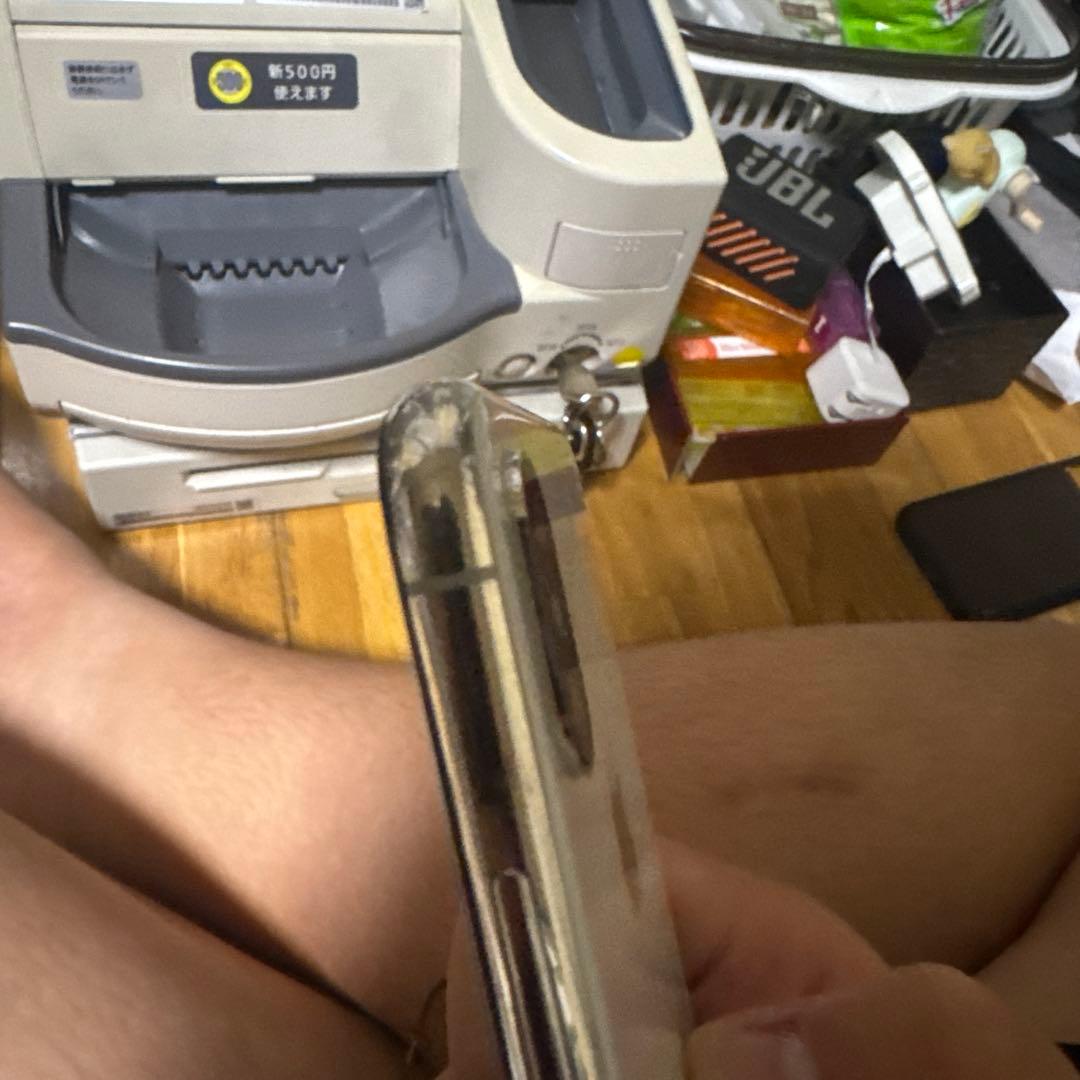 Apple iPhone Xs ジャンク シルバー 本体