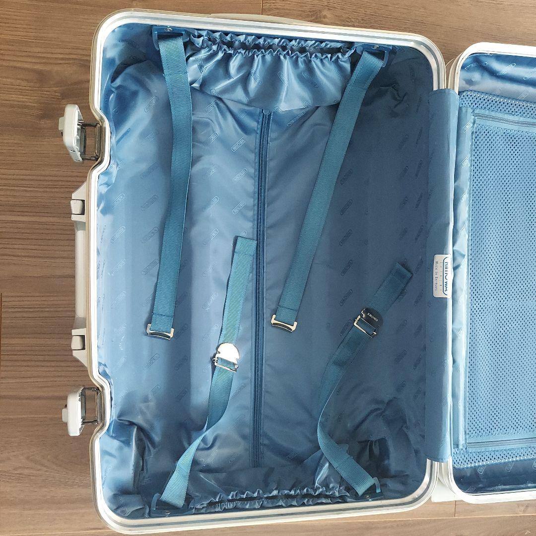 リモアキャリーケース　青ロゴ32L　シルバー アルミニウム