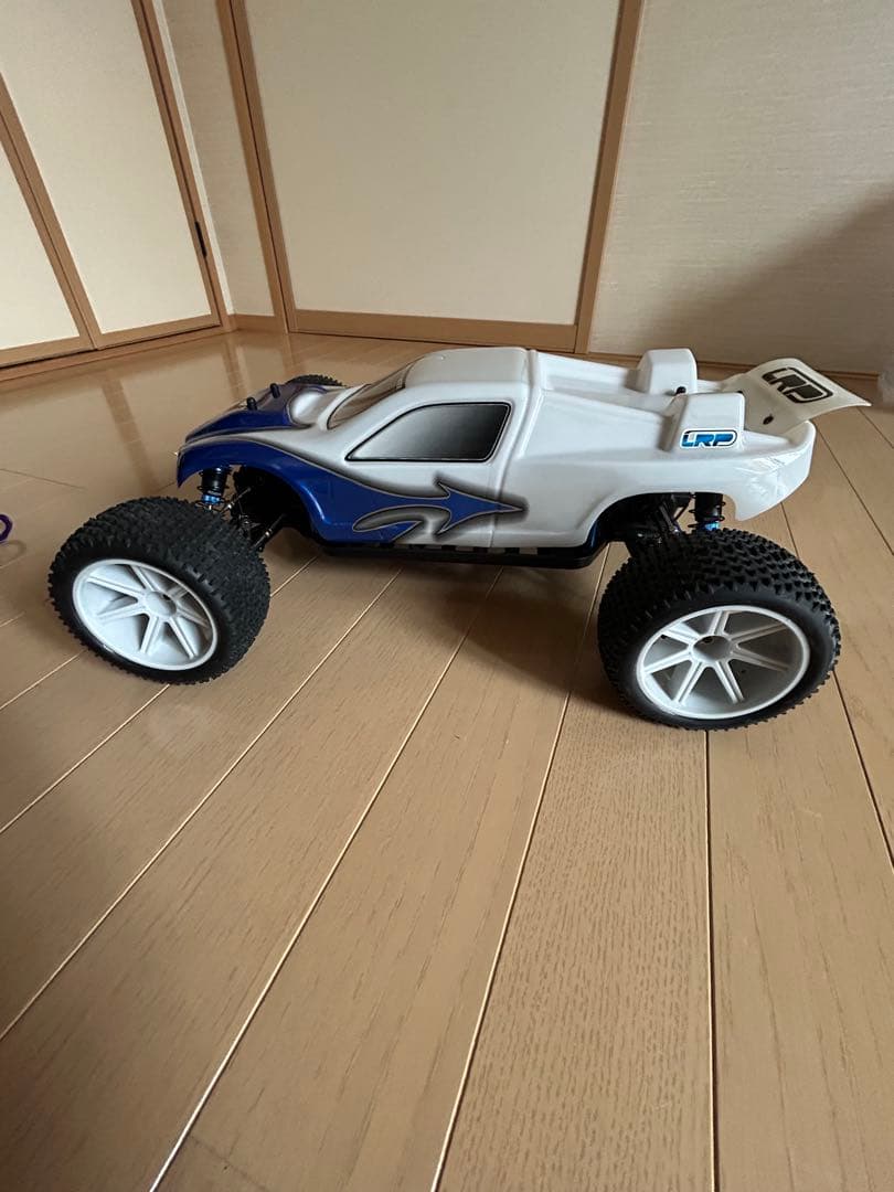 LRP オフロードラジコンカー