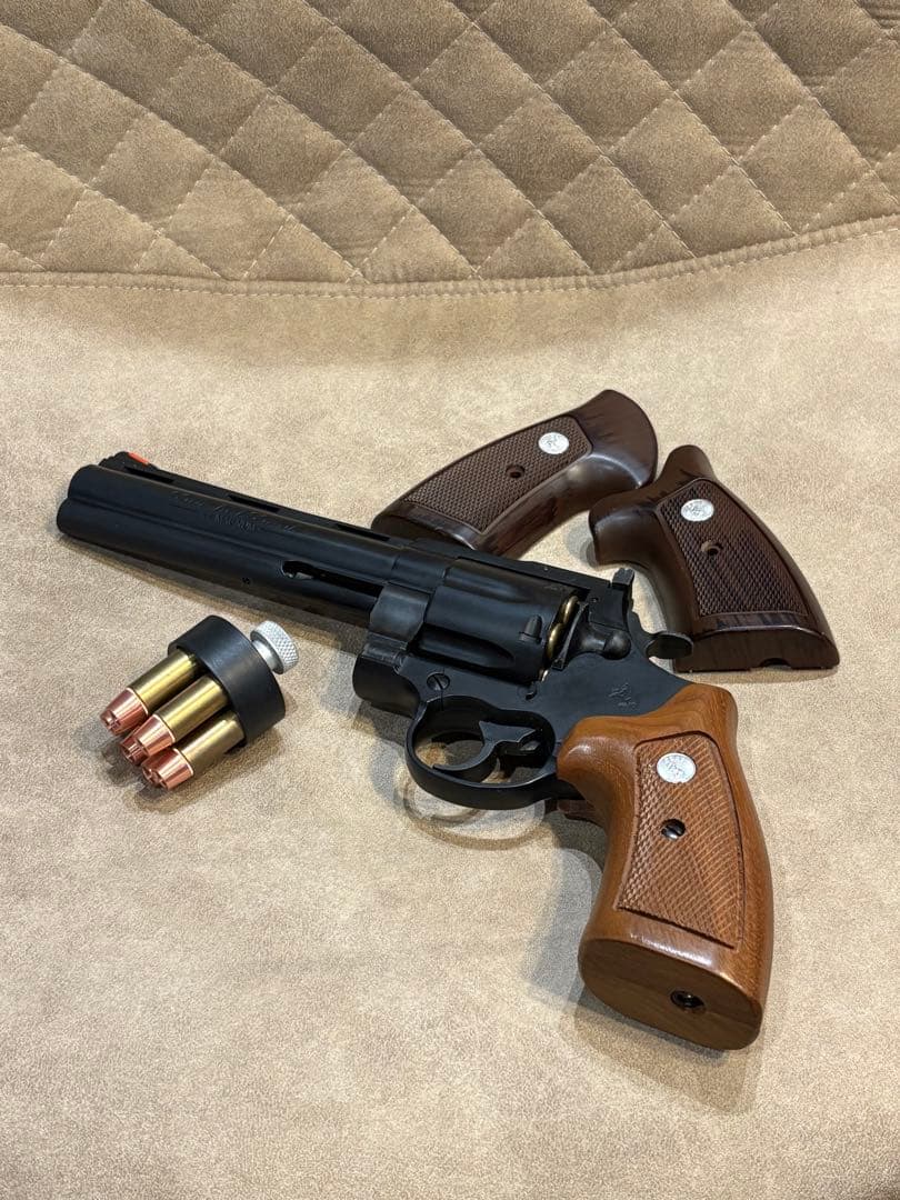 マルシン コルトアナコンダ 6インチ 木製グリップ（割れ有）