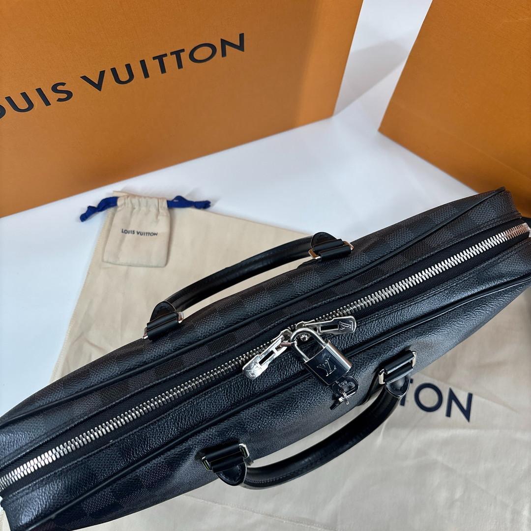 新品同様/IC 現行 ルイヴィトン ダミエグラフィット ビジネスバッグ ブラック