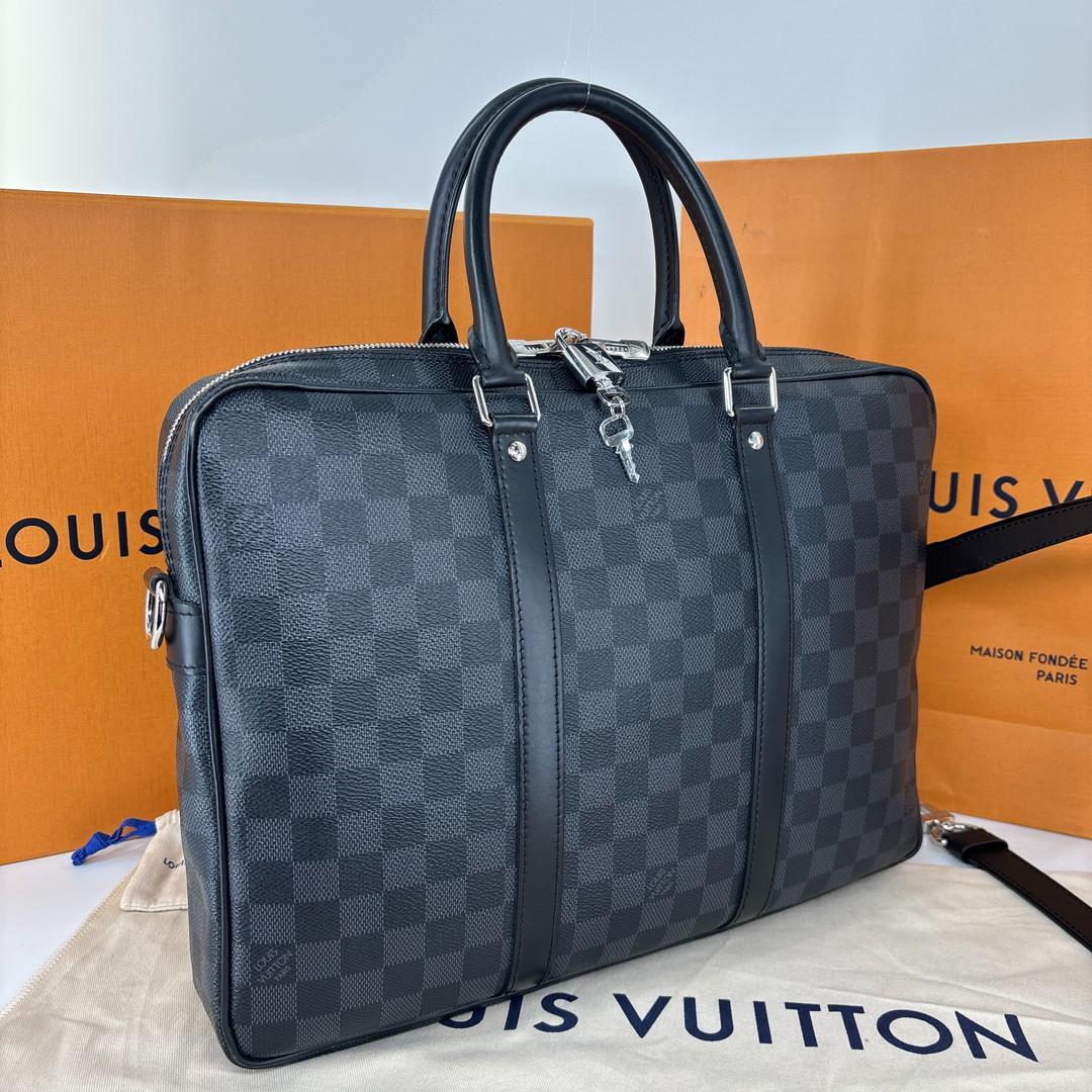 新品同様/IC 現行 ルイヴィトン ダミエグラフィット ビジネスバッグ ブラック