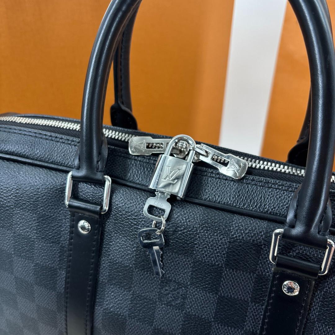 新品同様/IC 現行 ルイヴィトン ダミエグラフィット ビジネスバッグ ブラック