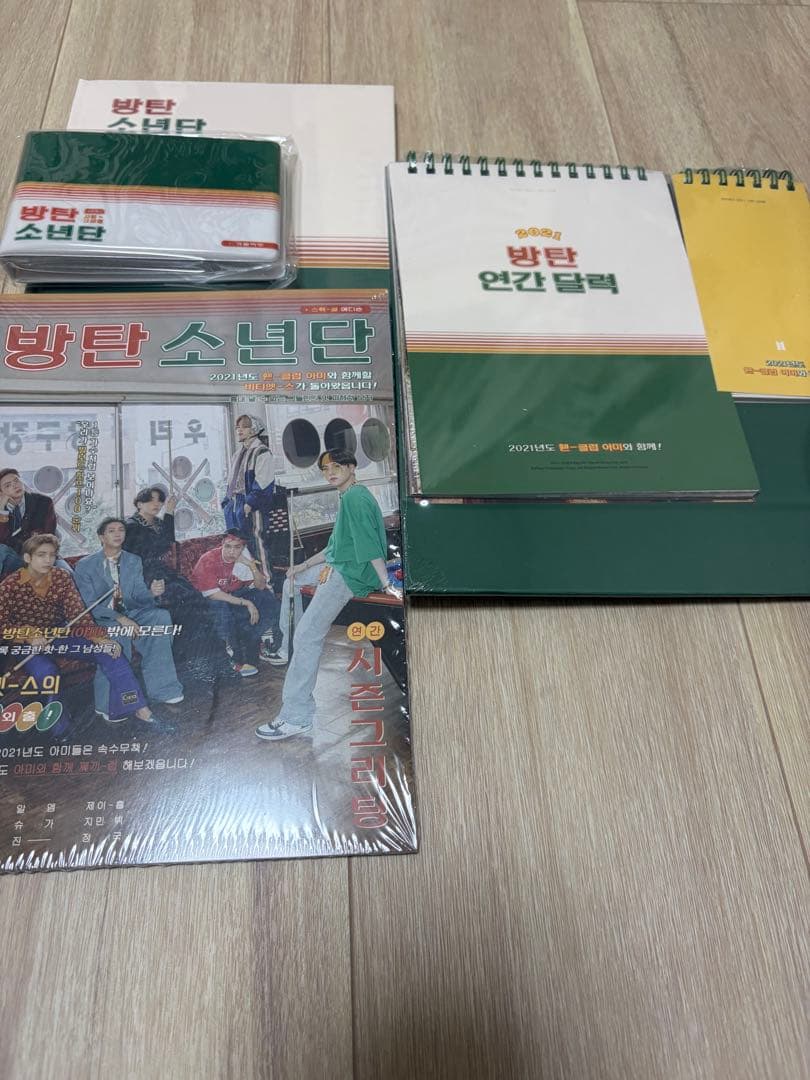 公式品　BTS グッズ アルバム 写真集　まとめ売り