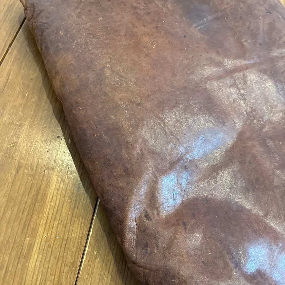 ヴィンテージ　レザークッション