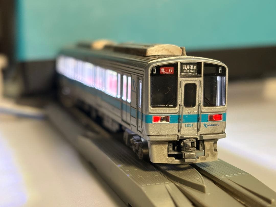 12時まで売り切りセールGM小田急1000形10両フルセット室内灯付、スパーク有