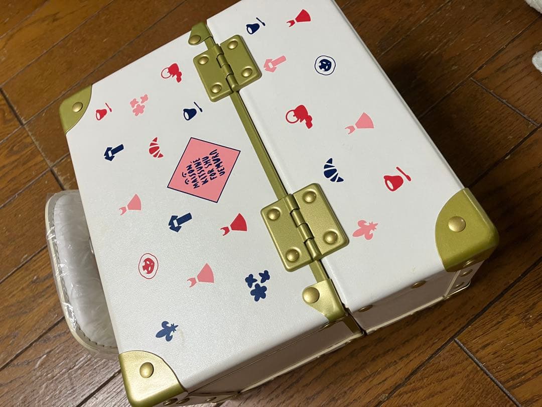 【 未使用品 】シュウウエムラ メイクボックス メゾンキツネコラボ 日本製 白