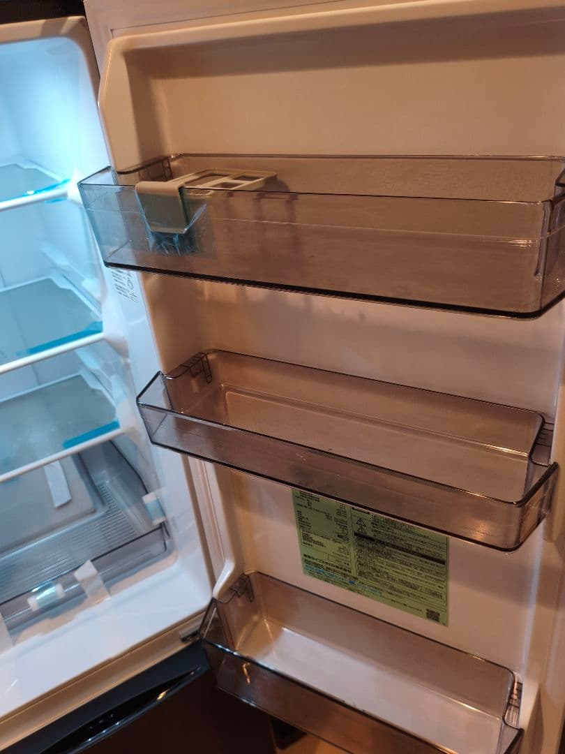 TOSHIBA ブラック冷蔵庫　170L　GR-V17BS(K)