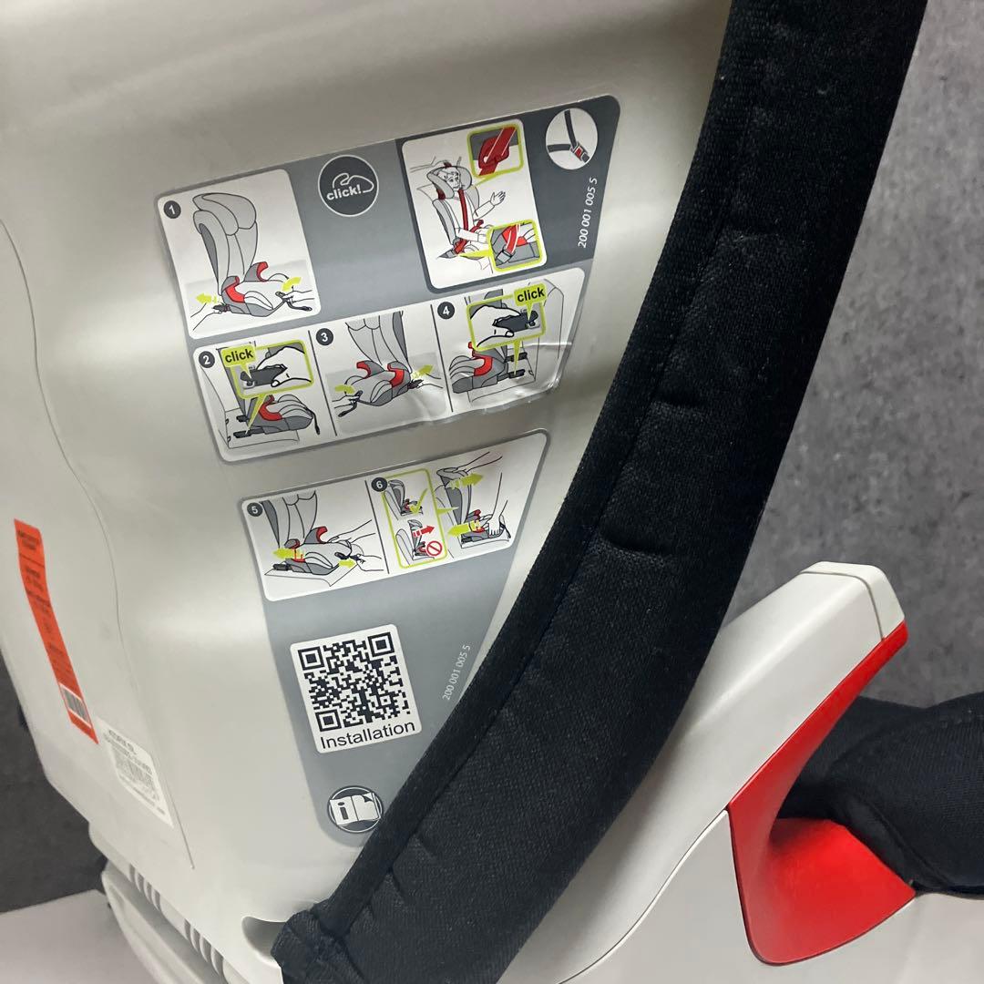 Volvo 純正　チャイルドシート　ジュニアシート isofix