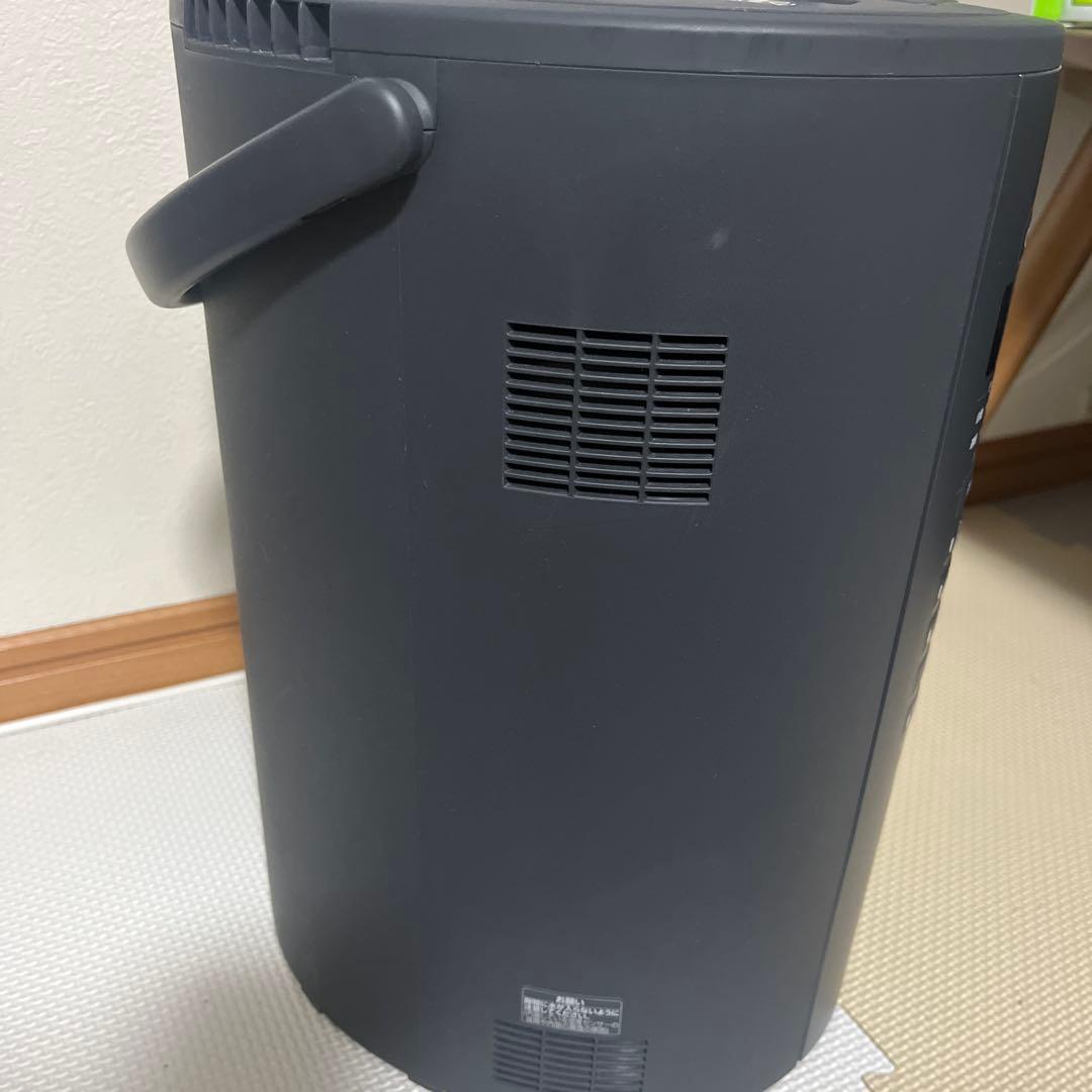 ■ZOJIRUSHI スチーム式加湿器 ／EE-TA60型
