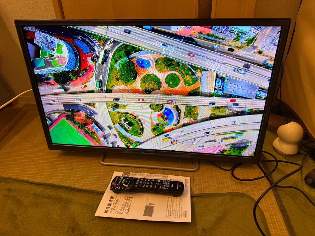 超美品!スマートテレビ パナソニック　32型　TH-32ES500　18年製