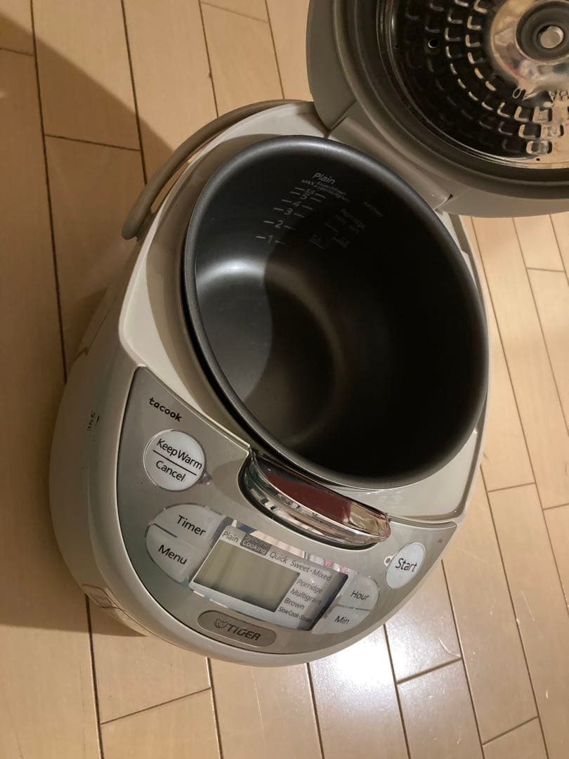 海外向け220V専用 TIGER 炊飯器 JAX-S10W 1.0L