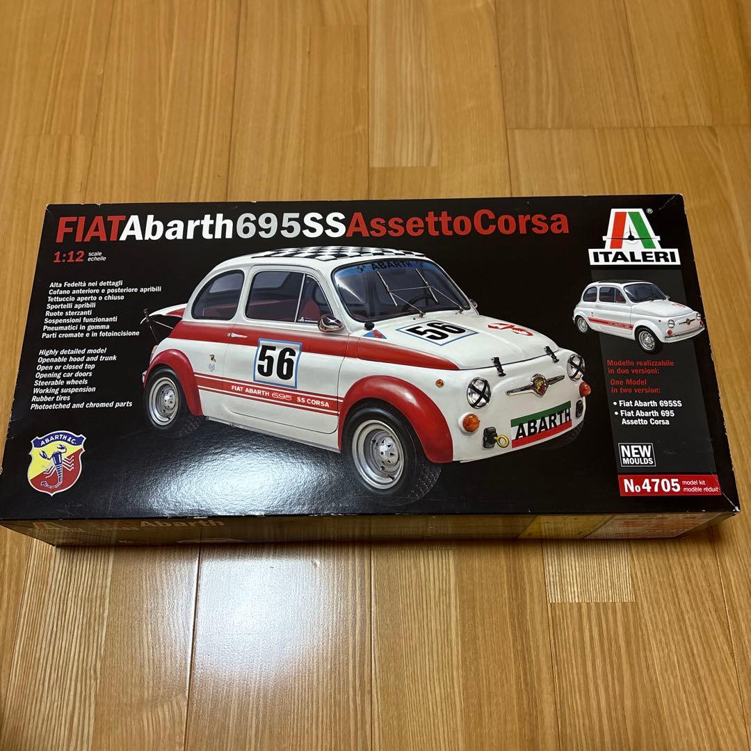 イタレリ1/12Abarth 695 SS Assetto Corsa