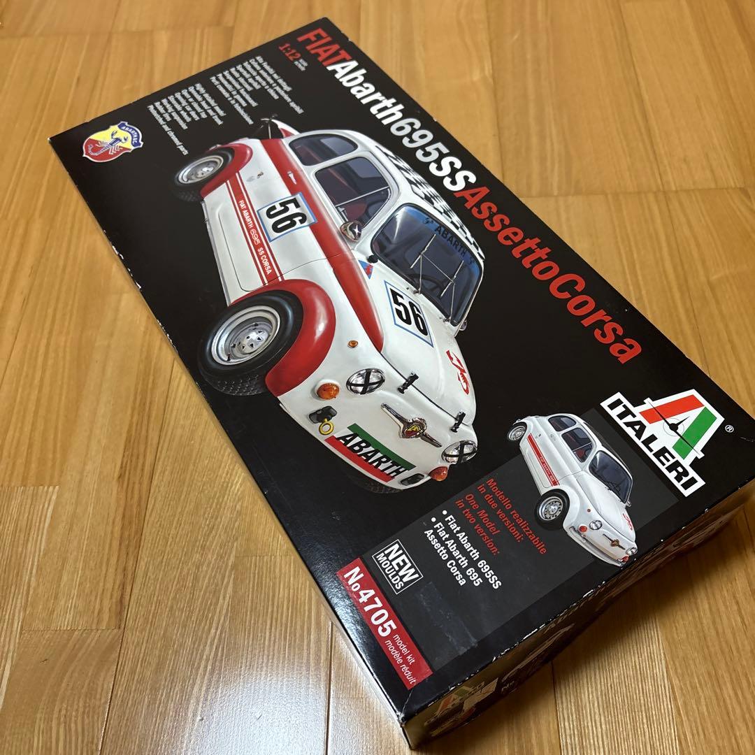 イタレリ1/12Abarth 695 SS Assetto Corsa