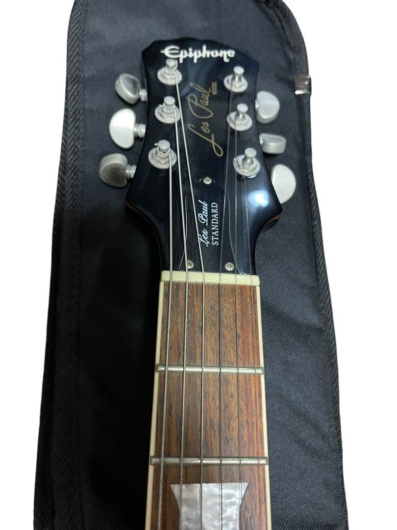 Epiphone Les Paul Standard ロックストラップ付